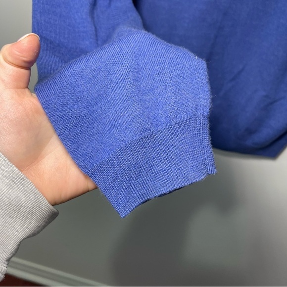 J. Crew Men's blue slim fit v neck long sleeve 100% merino wool sweater in XL - Picture 4 of 6